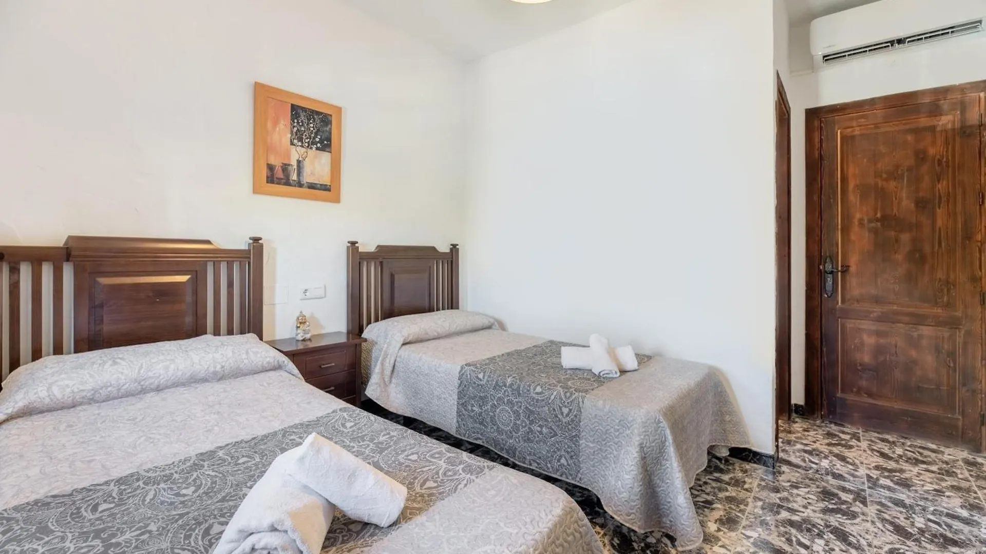 Hotel El Abuelo Guaro
